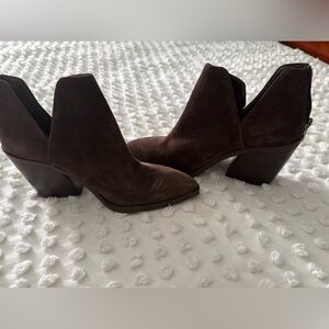 Elegant Brown Women's Ankle Boots